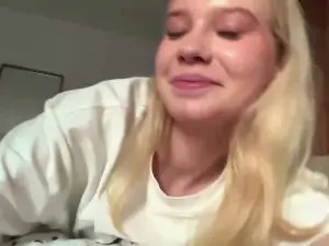 ElinaAslinger  live sex cam