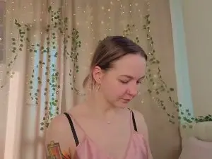 LonnieGallardo  live sex cam