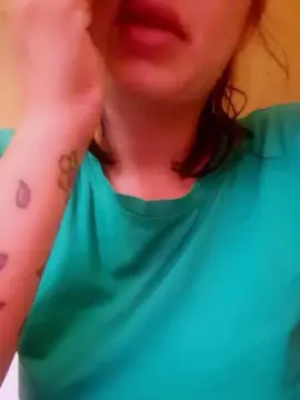 Carlaahh69  live sex cam