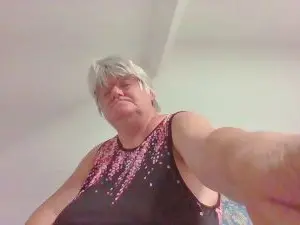 Lunaria  live sex cam