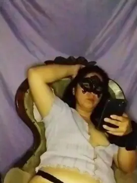 Nikitamisterio2  live sex cam