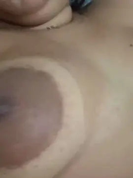 Vivizinha76  live sex cam