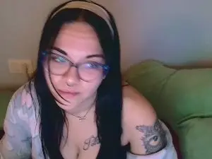 XRedDiamondx  live sex cam