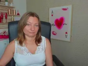1Angela39  live sex cam