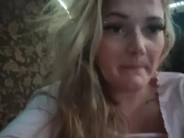 Babygurl6982  live sex cam