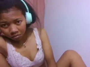 Pisou3  live sex cam