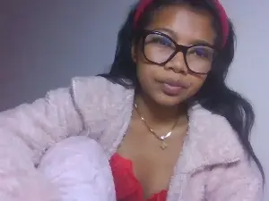 Pisou3  live sex cam