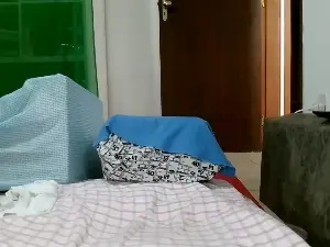 SquirterYummy  live sex cam
