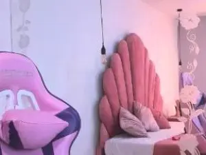 KatiaJoness  live sex cam