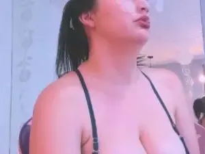 KatiaJoness  live sex cam