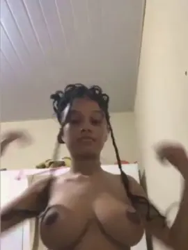 Mooroochaxxs  live sex cam
