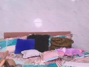 Candyb3  live sex cam