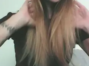 Babyrichlatina  live sex cam