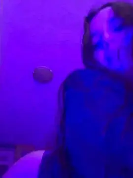 Laesquizoooo25  live sex cam