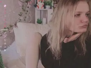 WondaClendening  live sex cam