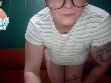 Quinnmariexo  live sex cam