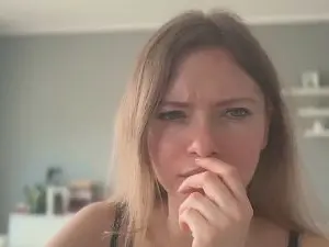 Sexy_millie01  live sex cam
