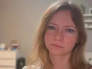 Sexy_millie01  live sex cam