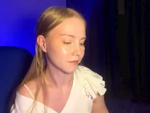 AnniceBirnie  live sex cam