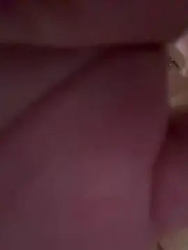 DragonHerz  live sex cam