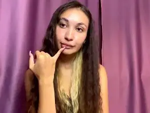 ThanhBhalla  live sex cam