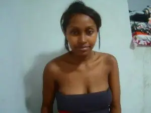 Laurahsexyhot  live sex cam