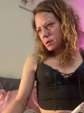 Licklilbitch3  live sex cam