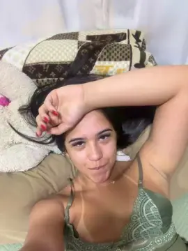 Novinhafog3  live sex cam