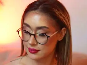 AileenKiss  live sex cam