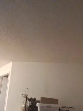 BJeRoTiC420  live sex cam