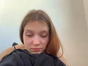 EasterWimble  live sex cam