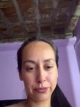 Flor32  live sex cam