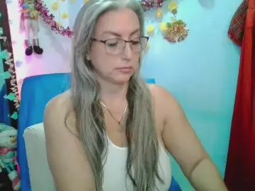 NathalyEva  live sex cam