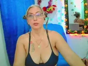NathalyEva  live sex cam