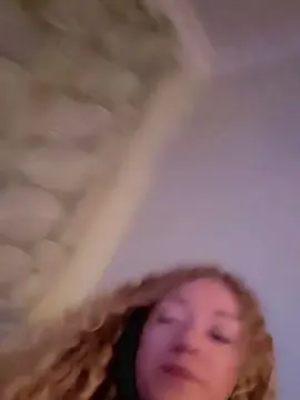 ScottishSiren  live sex cam
