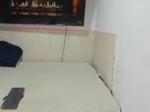 TINK_KERMELLX  live sex cam
