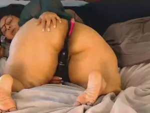 Juicyteacher85  live sex cam
