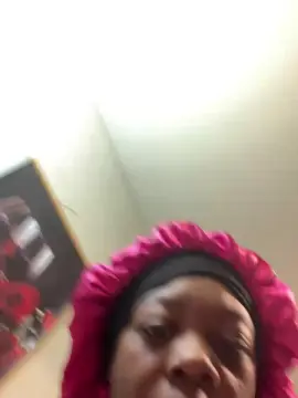 Deejaybadd  live sex cam