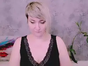 Djullia  live sex cam