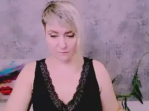 Djullia  live sex cam