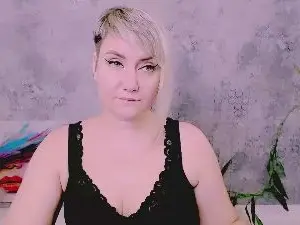 Djullia  live sex cam