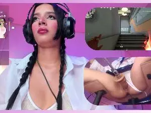 SweetieCloe  live sex cam