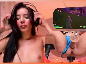 SweetieCloe  live sex cam