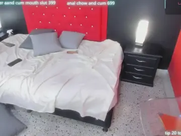 Lilyth_adam  live sex cam