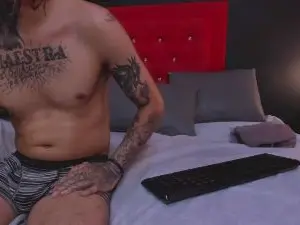 Lilyth_adam  live sex cam