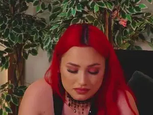 Emyhilton  live sex cam