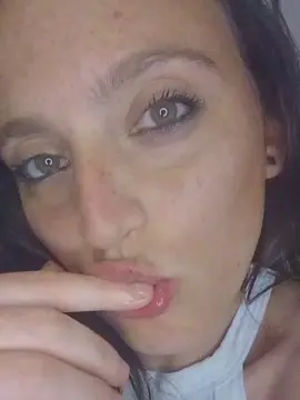 Mileepecas  live sex cam