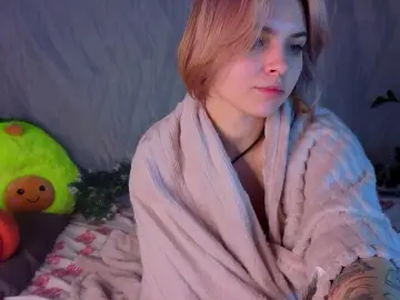 UdelaAtlee  live sex cam