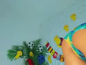 Hellen_Sky  live sex cam