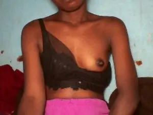 Oselle4  live sex cam